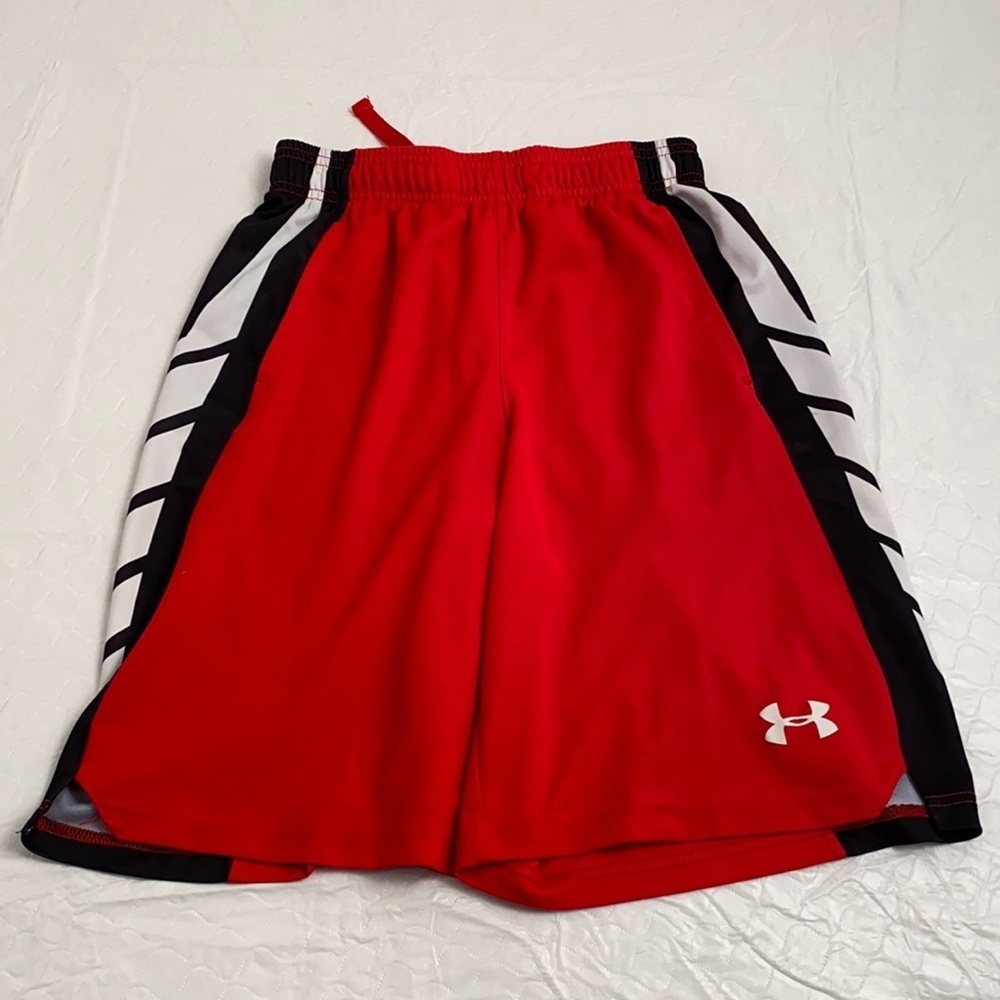 Under Armour red black white shorts YM